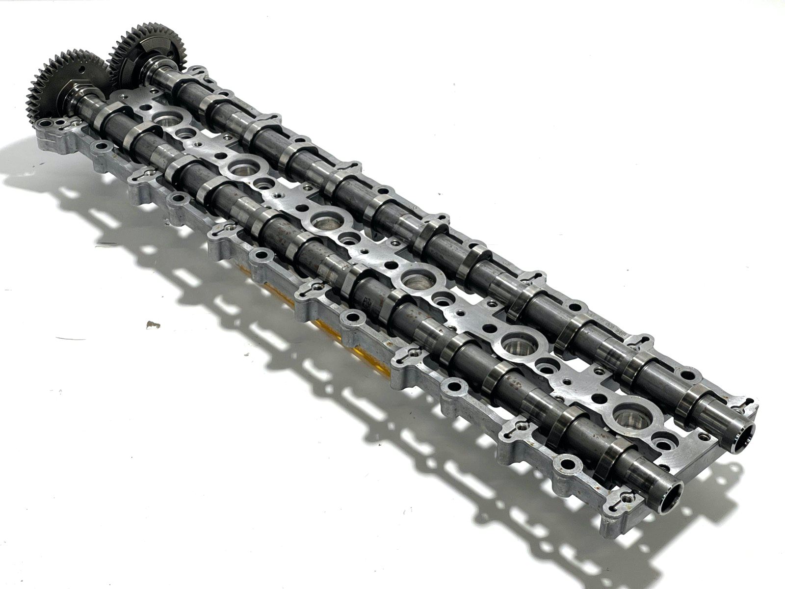 7695130