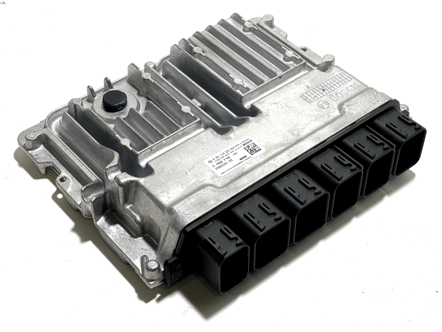 6916088