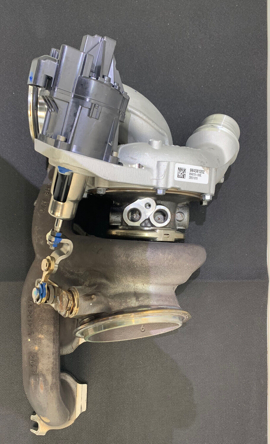 9845812 Turbo Turbolader mit Abgaskrümmer MGT2056