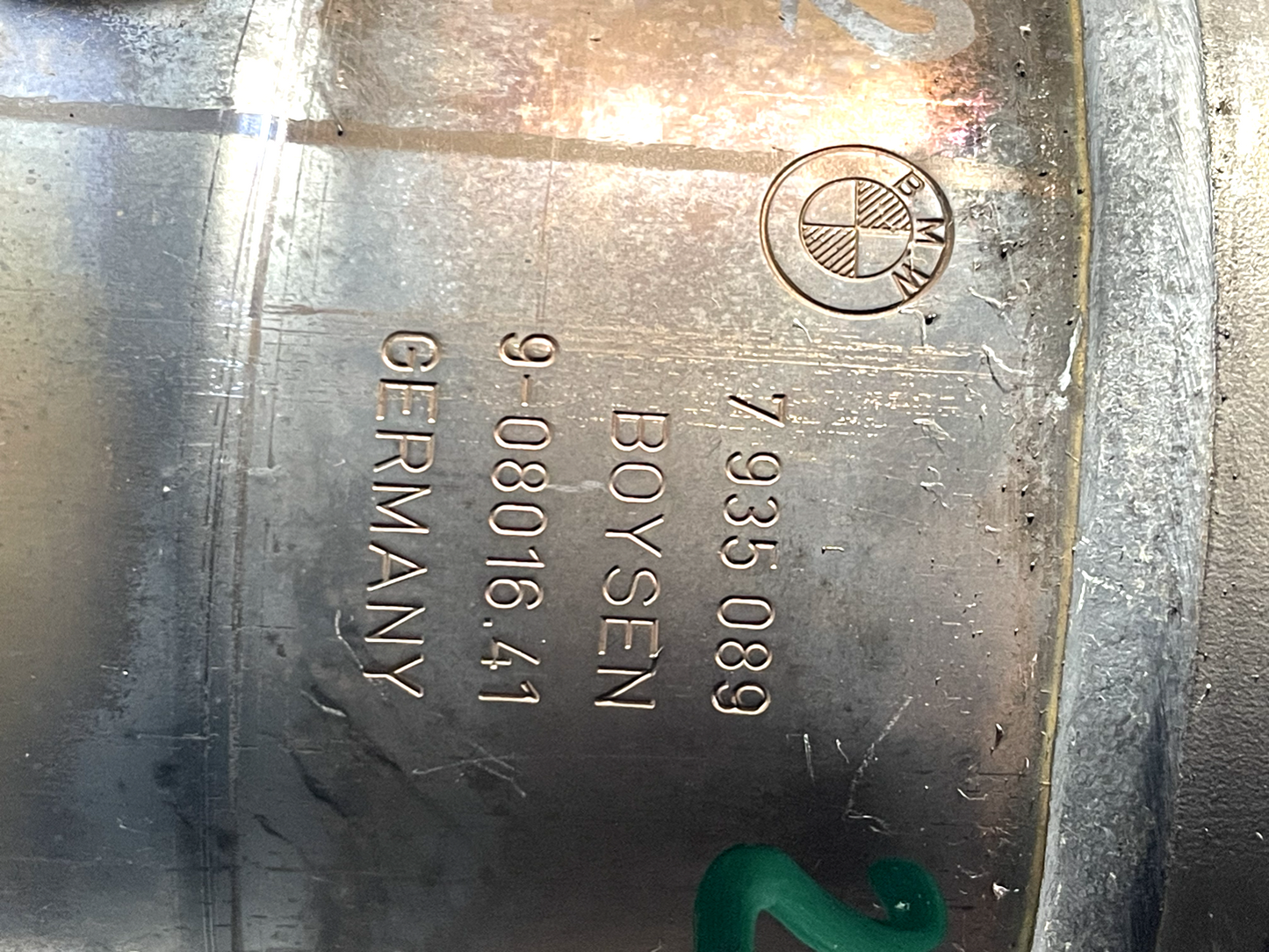 6185982