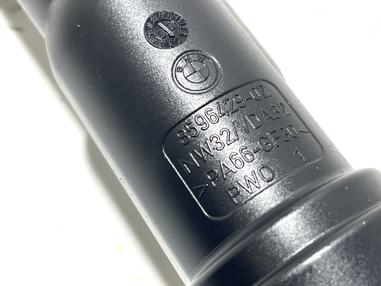 8121376