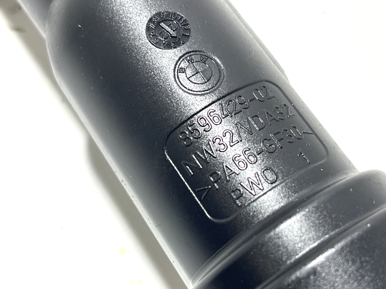 8121376