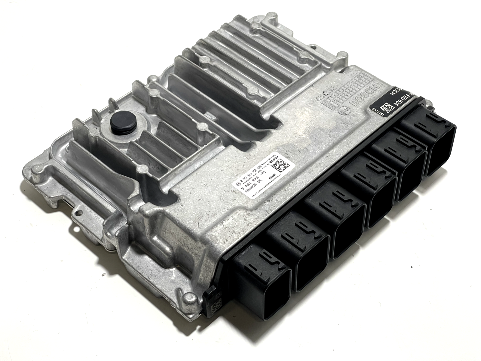 6916097