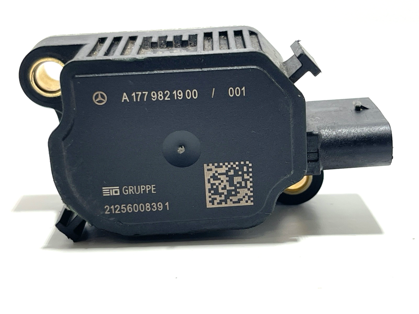 7617999