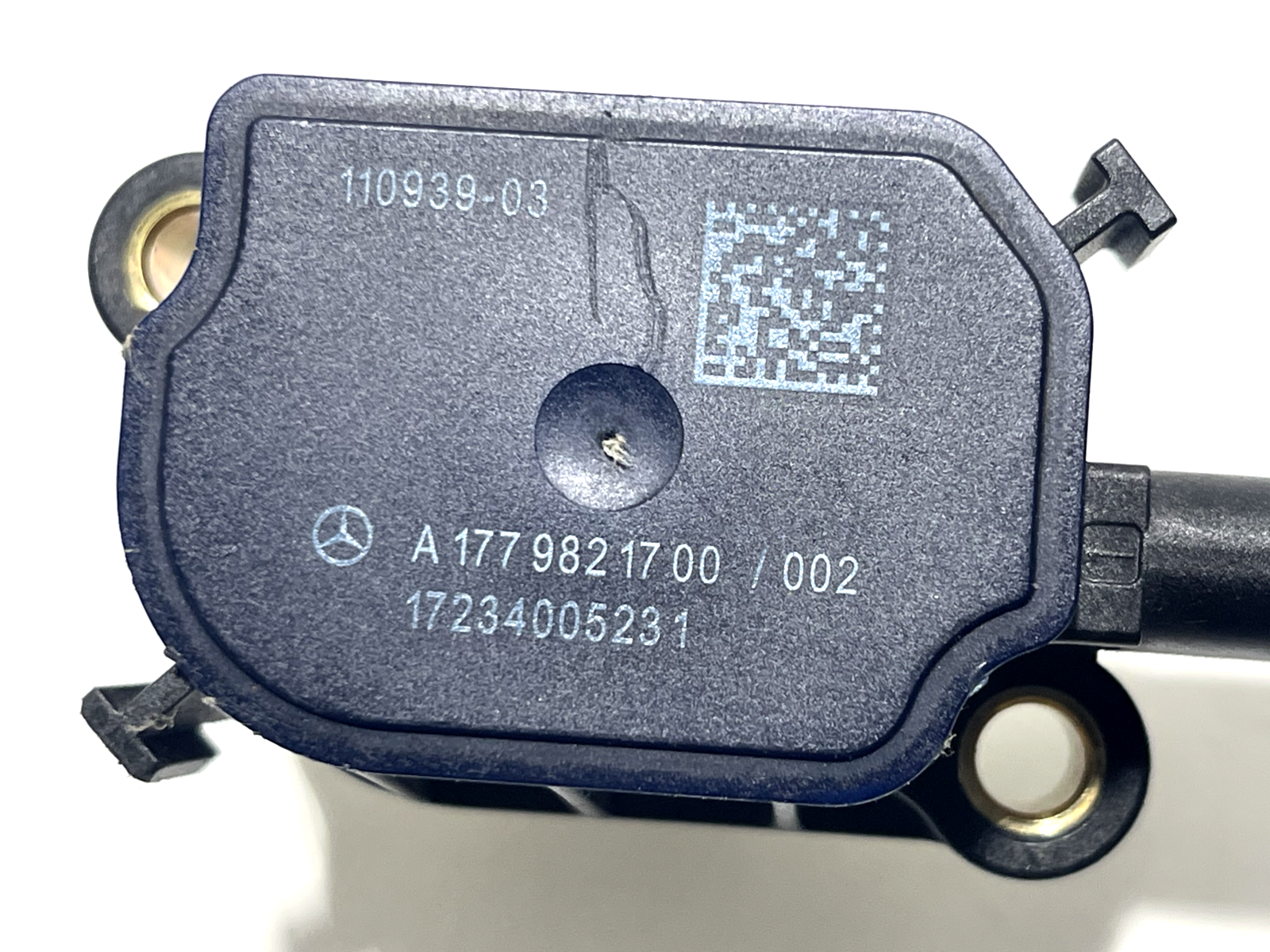 6909610