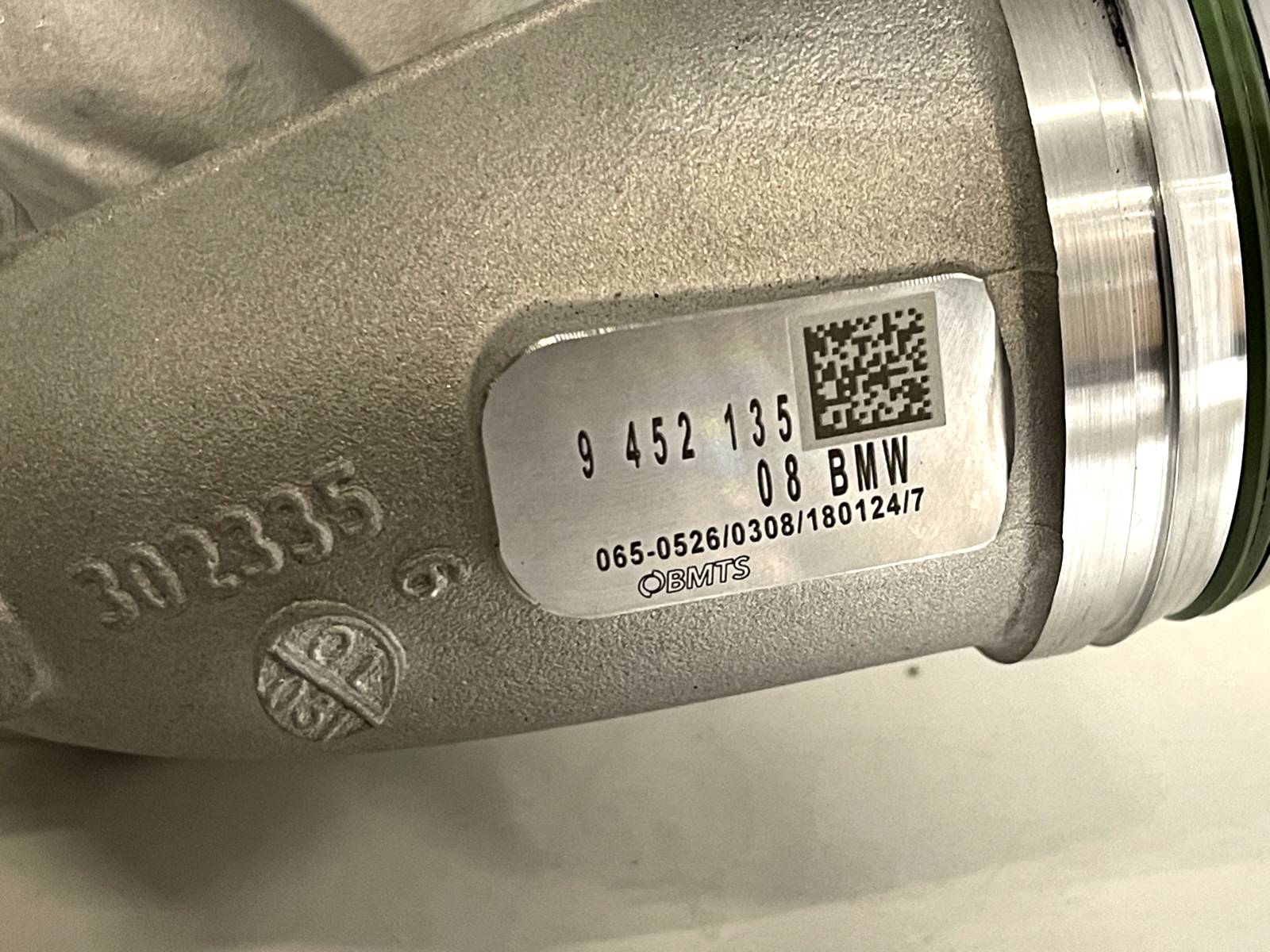 5402632