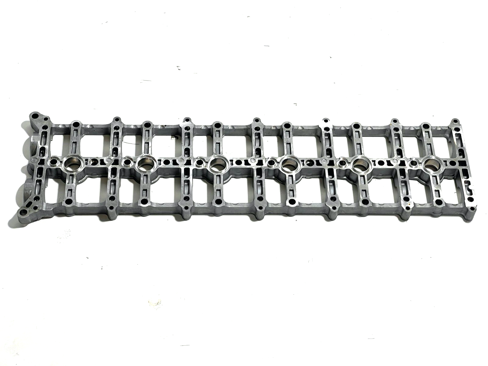 7695130