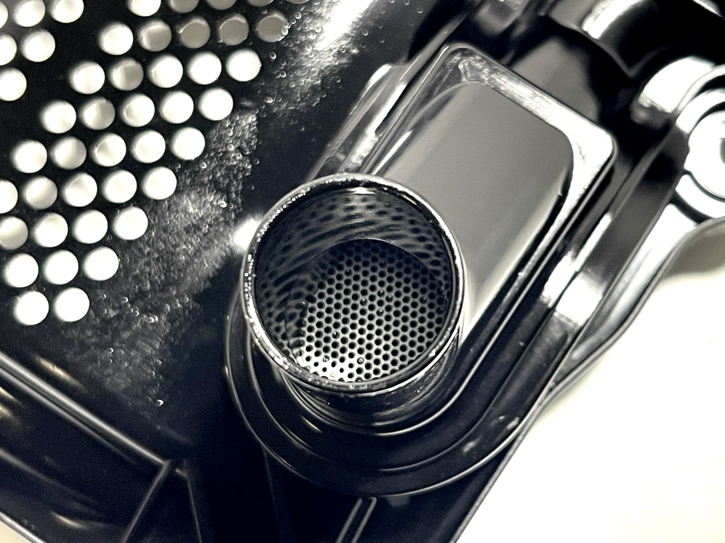 7501976