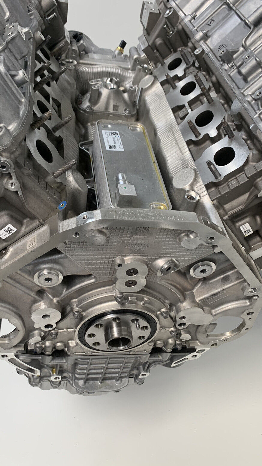 Motor Engine N63B44E BMW 0km Rumpfmotor V8 Land Rover 530 PS Triebwerk Benzin