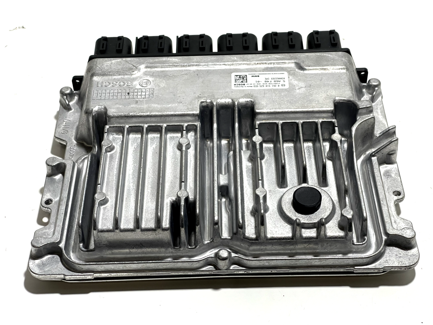 6916088