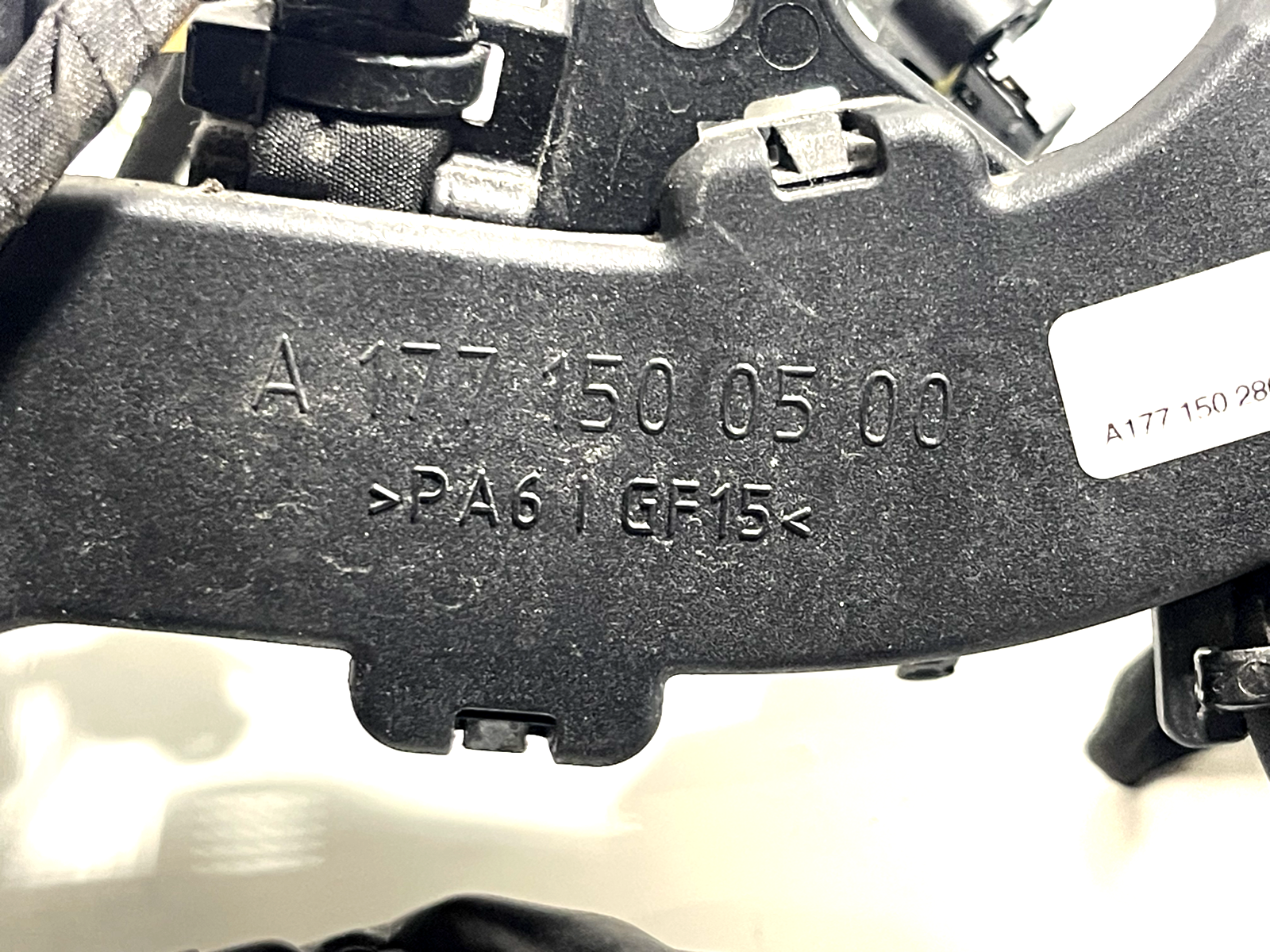 6909677