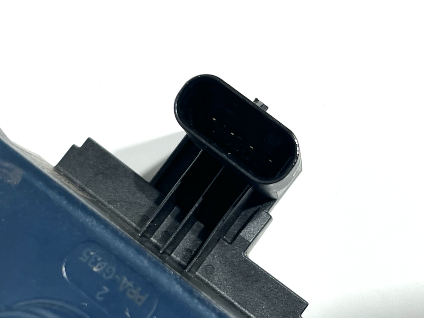8310119