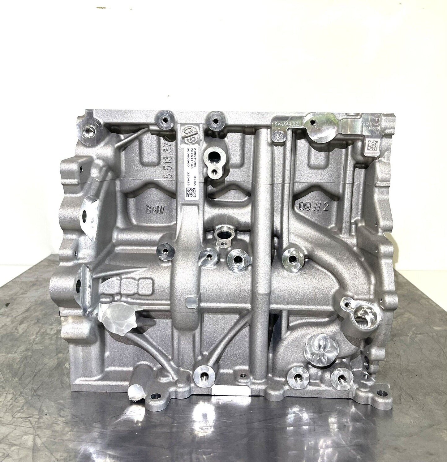 BMW B38A15A Motorblock Original Engineblock 8513372