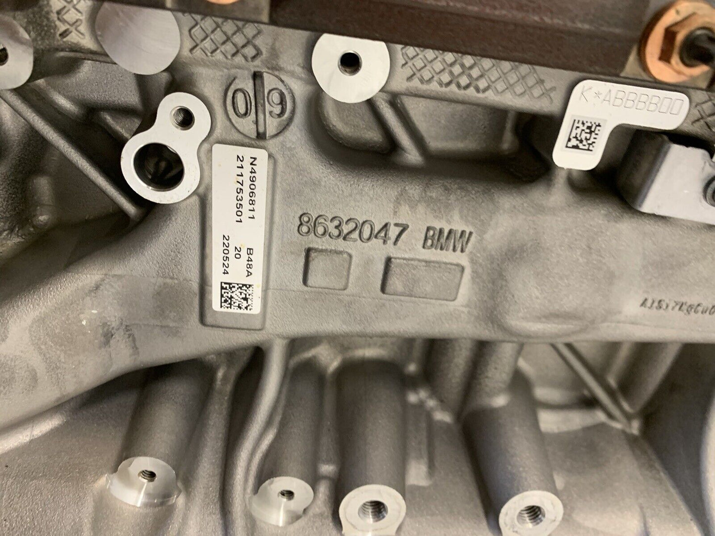 Motor Engine BMW B48A20B Motorblock Zylinderkopf Kurbelwelle Ölwanne Original