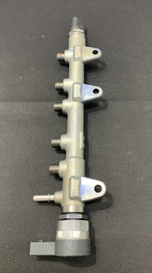 Einspritzleiste 8579239 BMW Hochdruck Rail Original Diesel