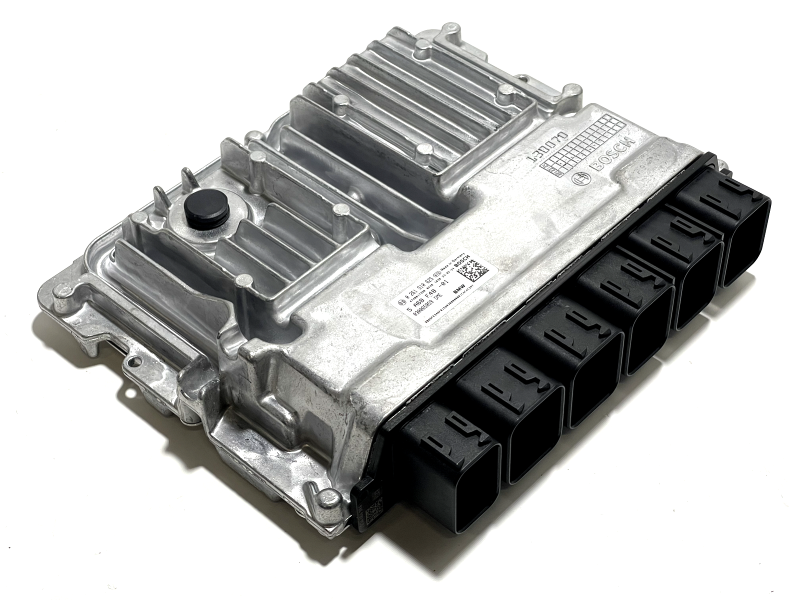 6916090