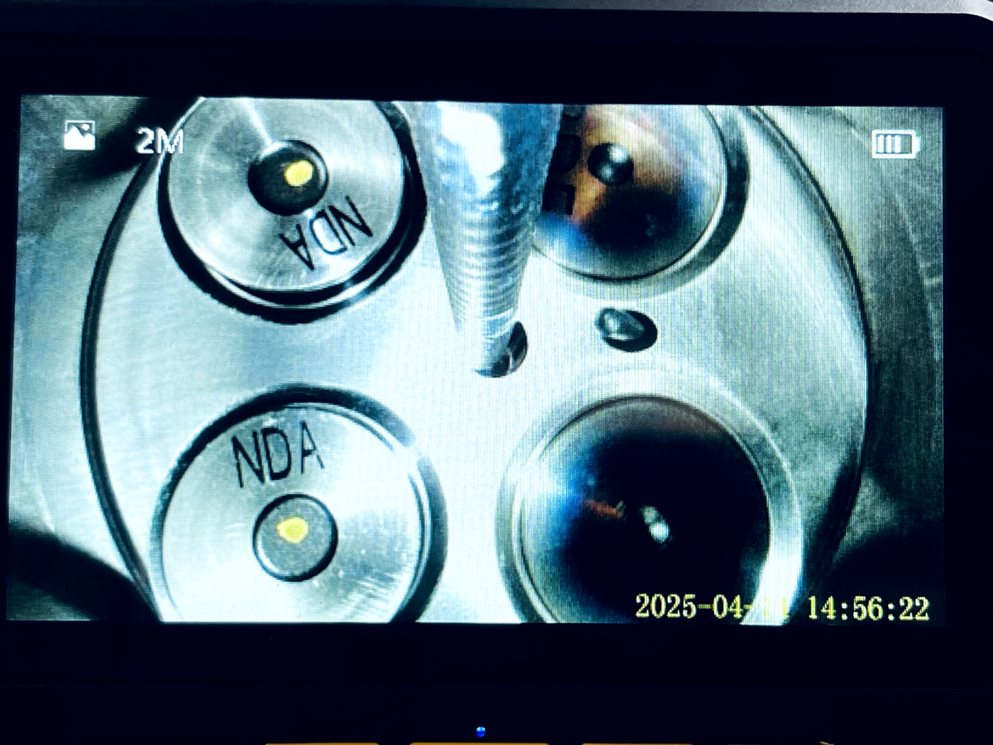 6916108