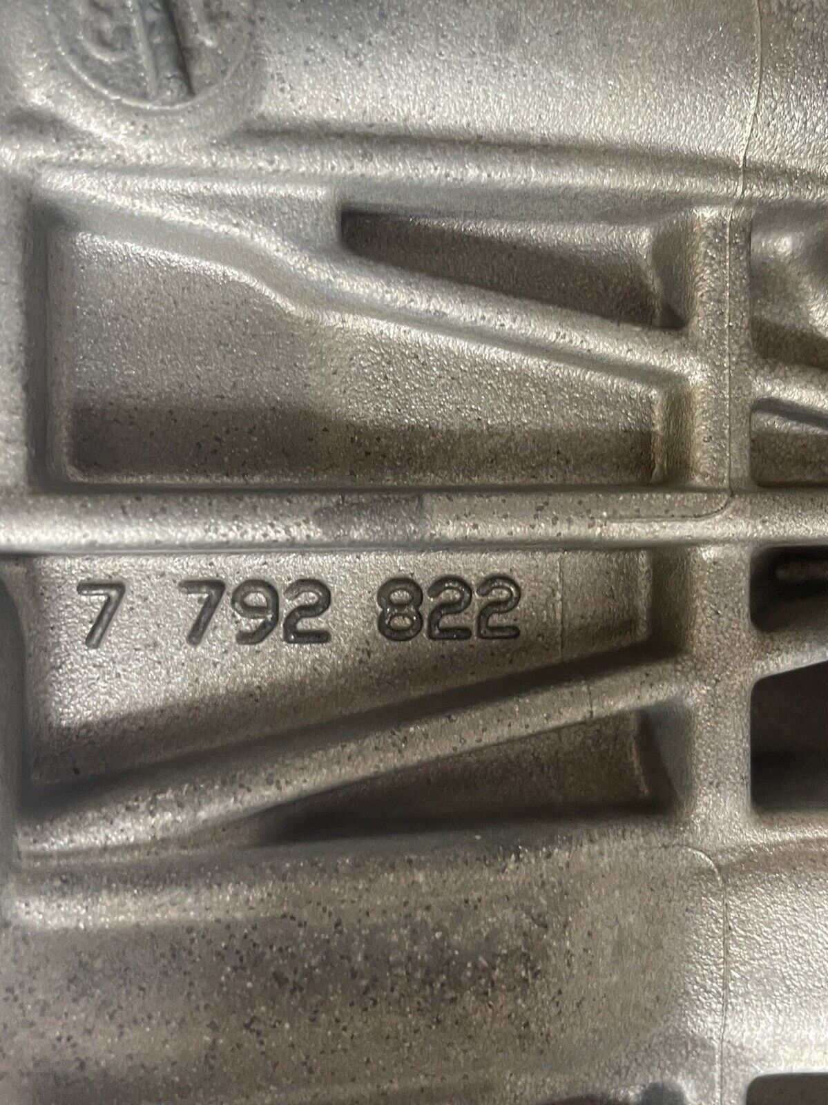 7792822 Motorblock BMW M57 /  Original 3,5l d M57 Diesel 7799671