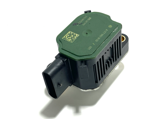 7618004