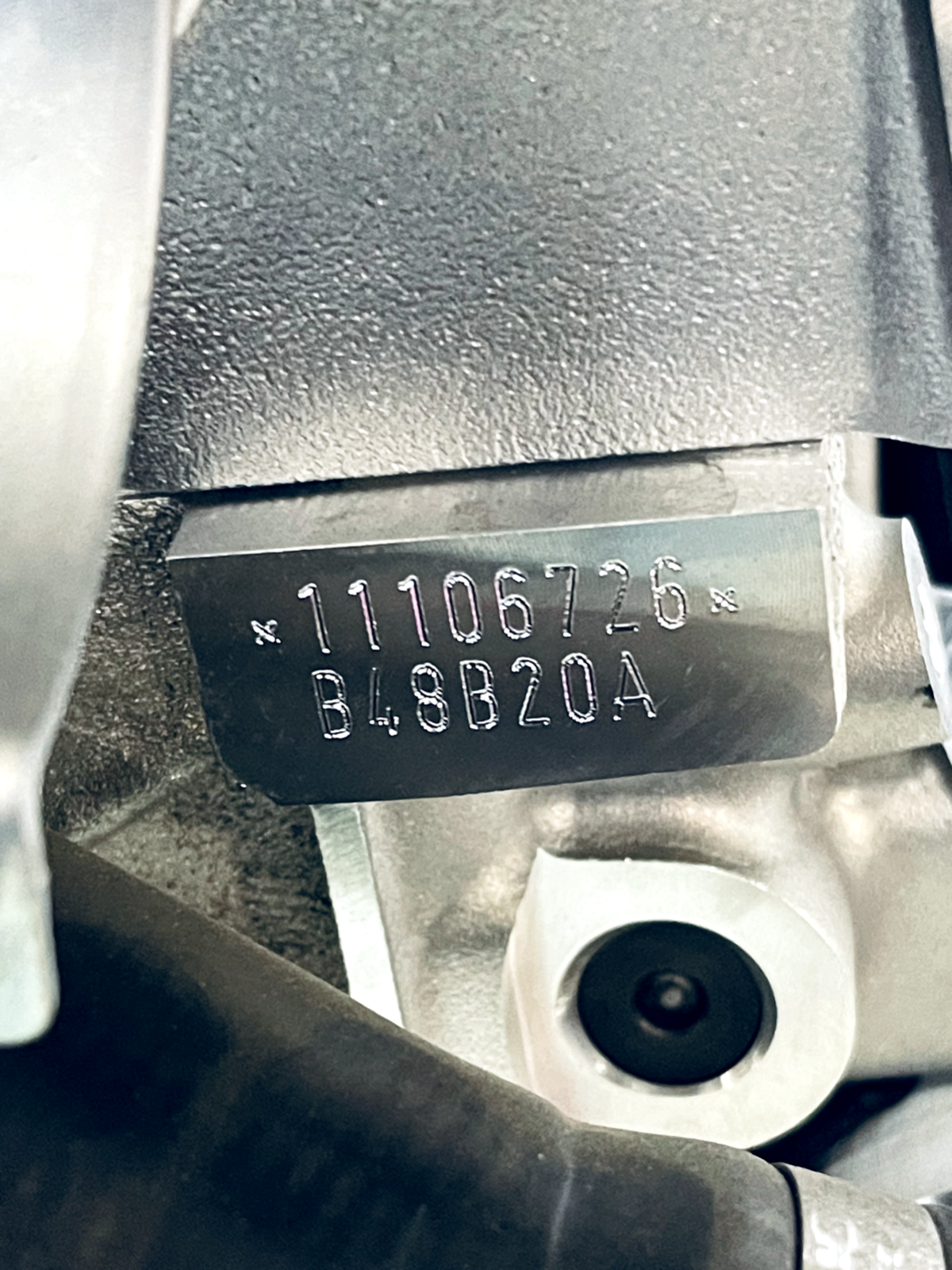 6916105