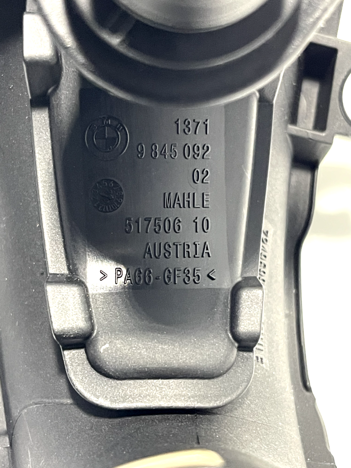 6186015